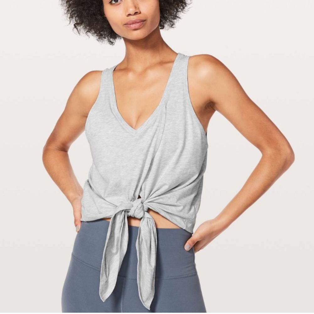 Lululemon Knot A Problem Tank Heathered Core Ultra Light Grey Size 10